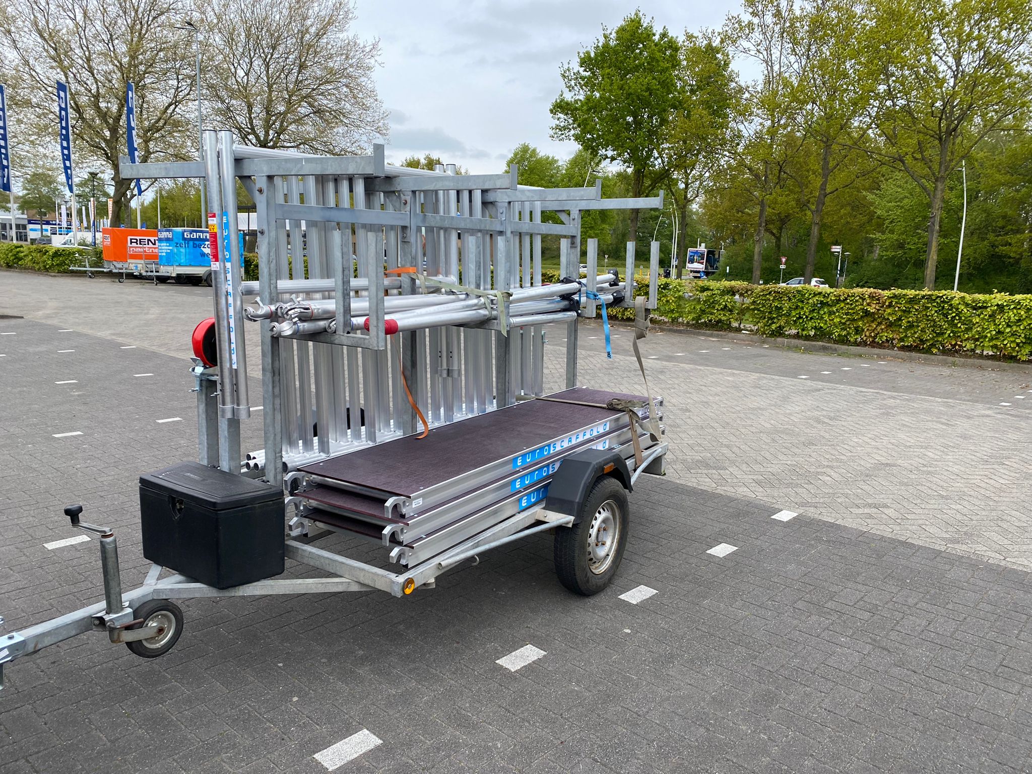 Rolsteiger op aanhanger